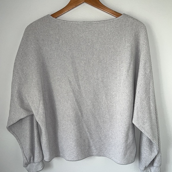 EXPRESS Ribbed Dolman Sleeve Top - Picture 2 of 9